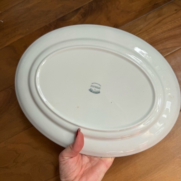 Johnson Brothers Victorian Christmas 12 Inch Platter England 1883 - Picture 4 of 8